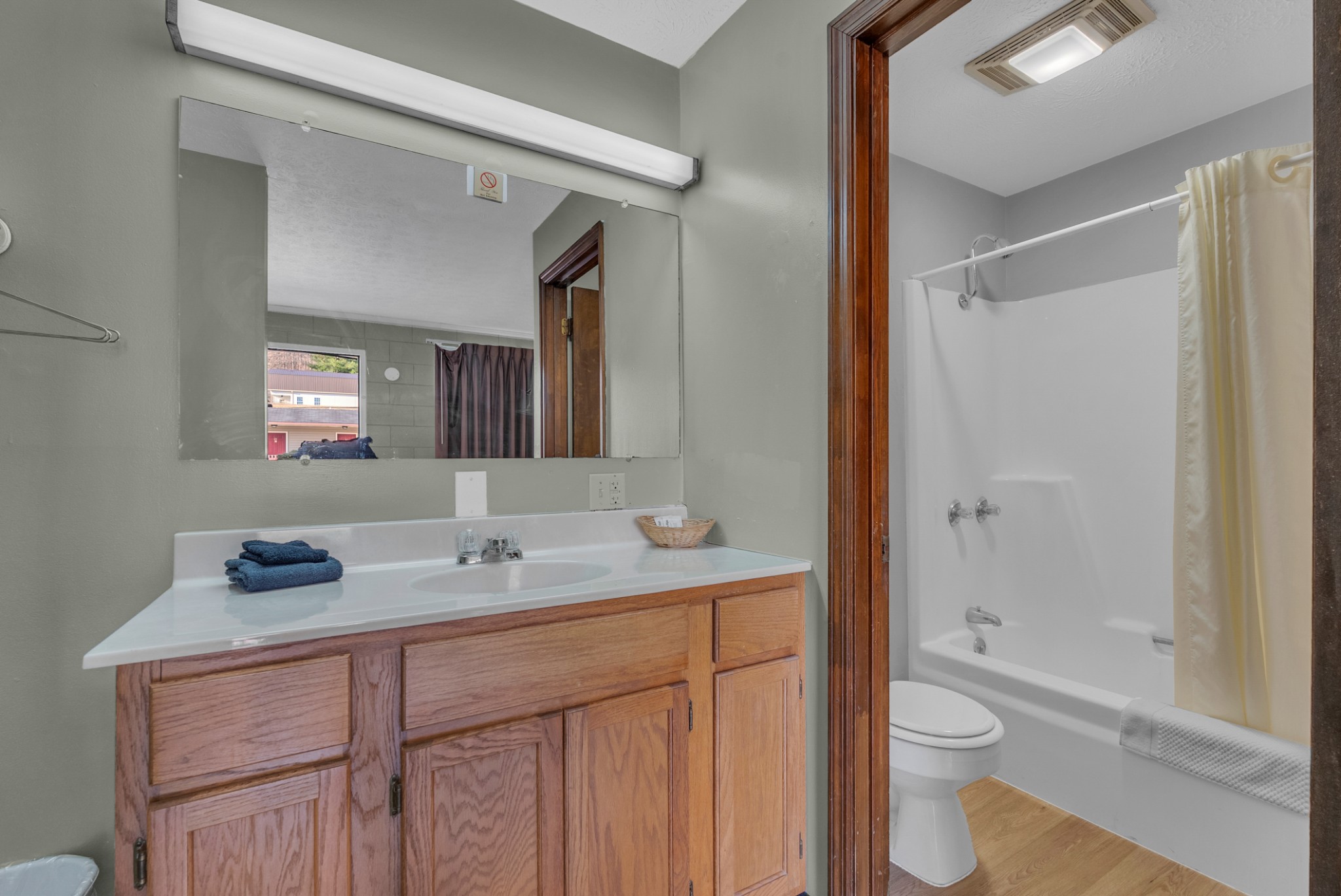 1201 Livingston Highway Byrdstown TN 38549