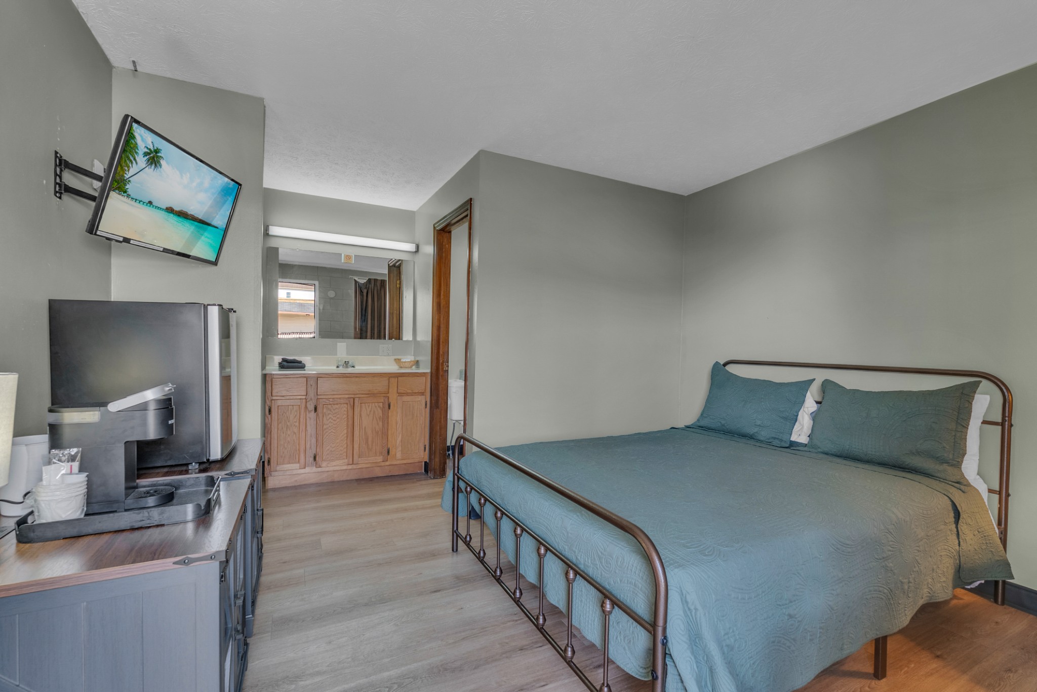 1201 Livingston Highway Byrdstown TN 38549