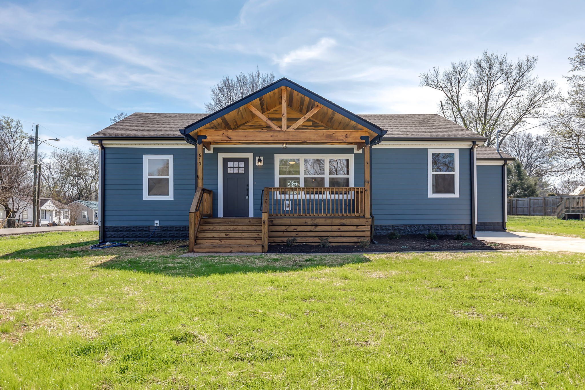 619 Peachtree Street Murfreesboro TN 37129