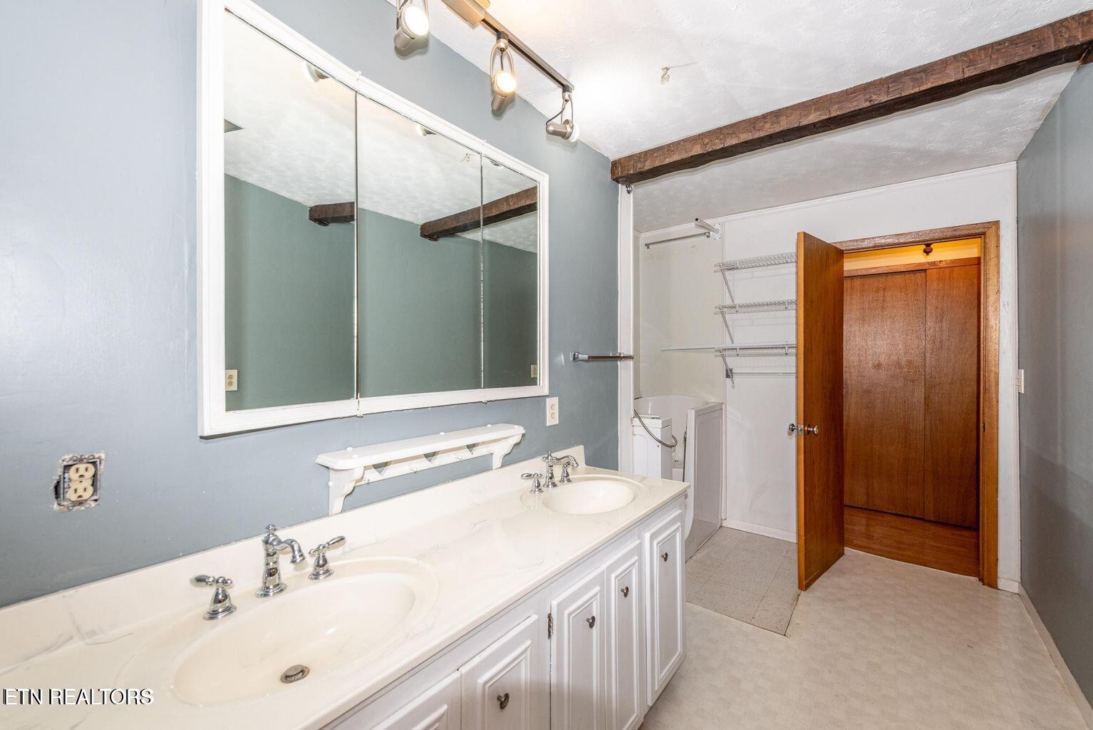 43214315 Old Niles Ferry Road Maryville TN 37801