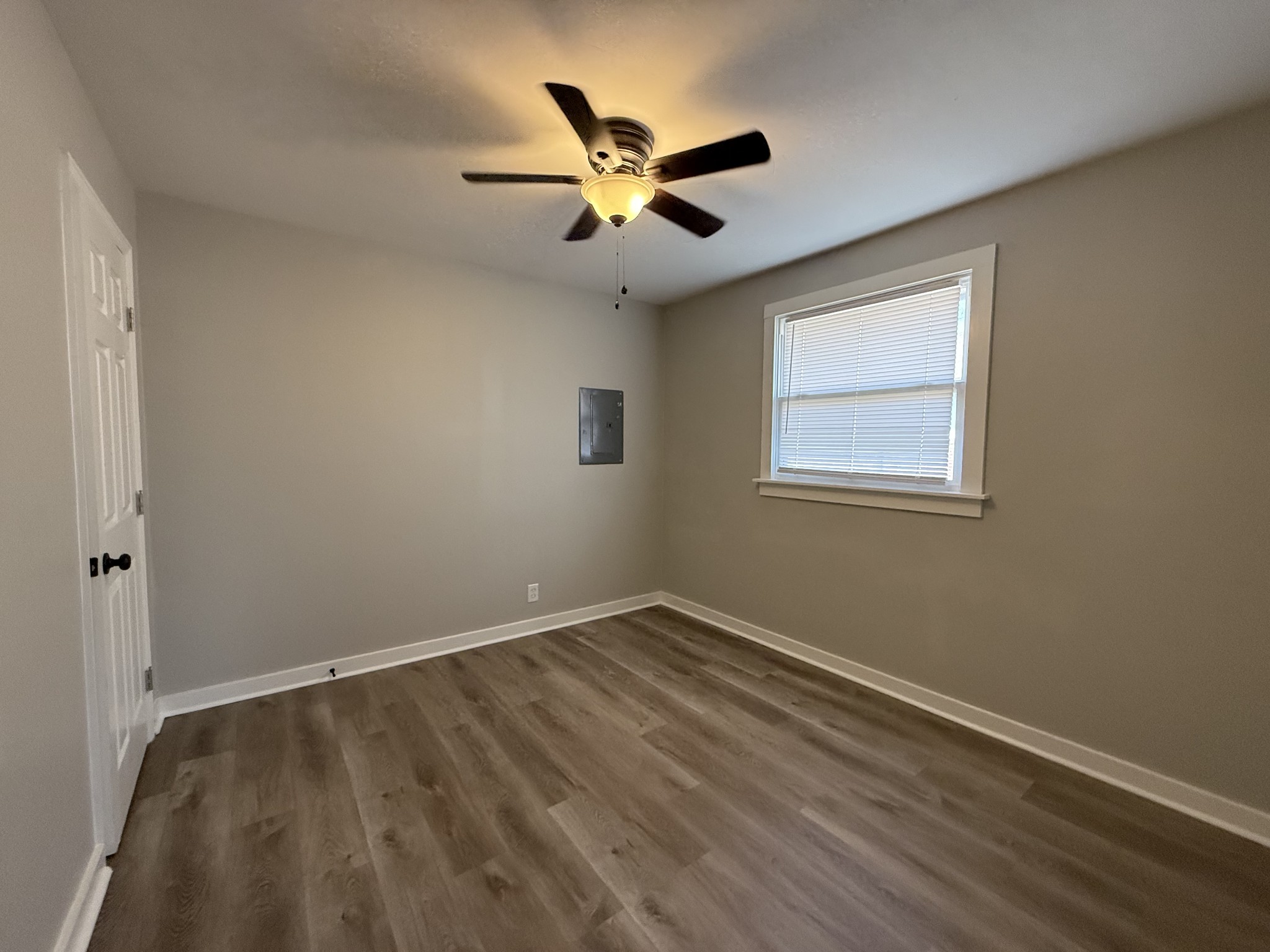 1615A 22nd Avenue North, N Nashville TN 37208