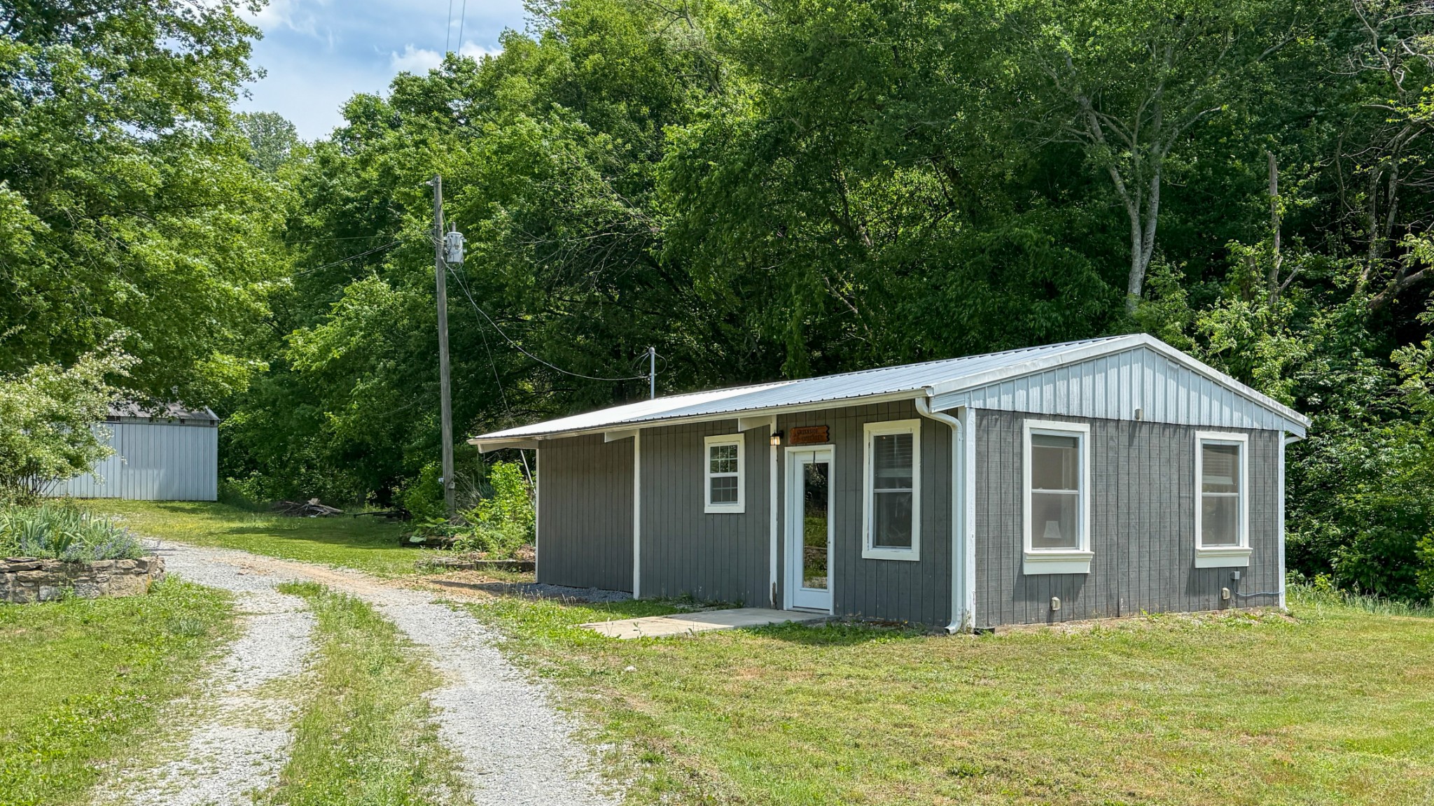 143 Buford Hughey Road Dellrose TN 38453