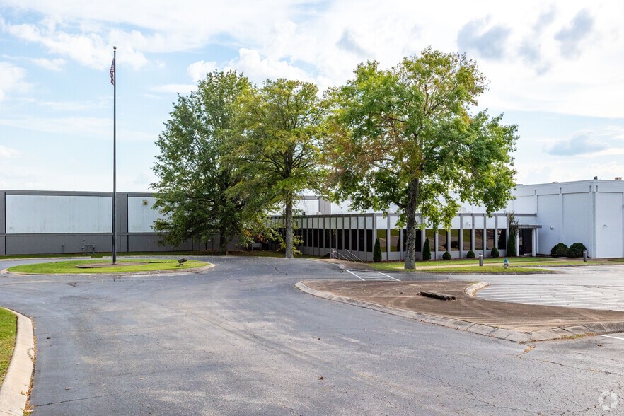 981 Industrial Park Road Columbia TN 38401