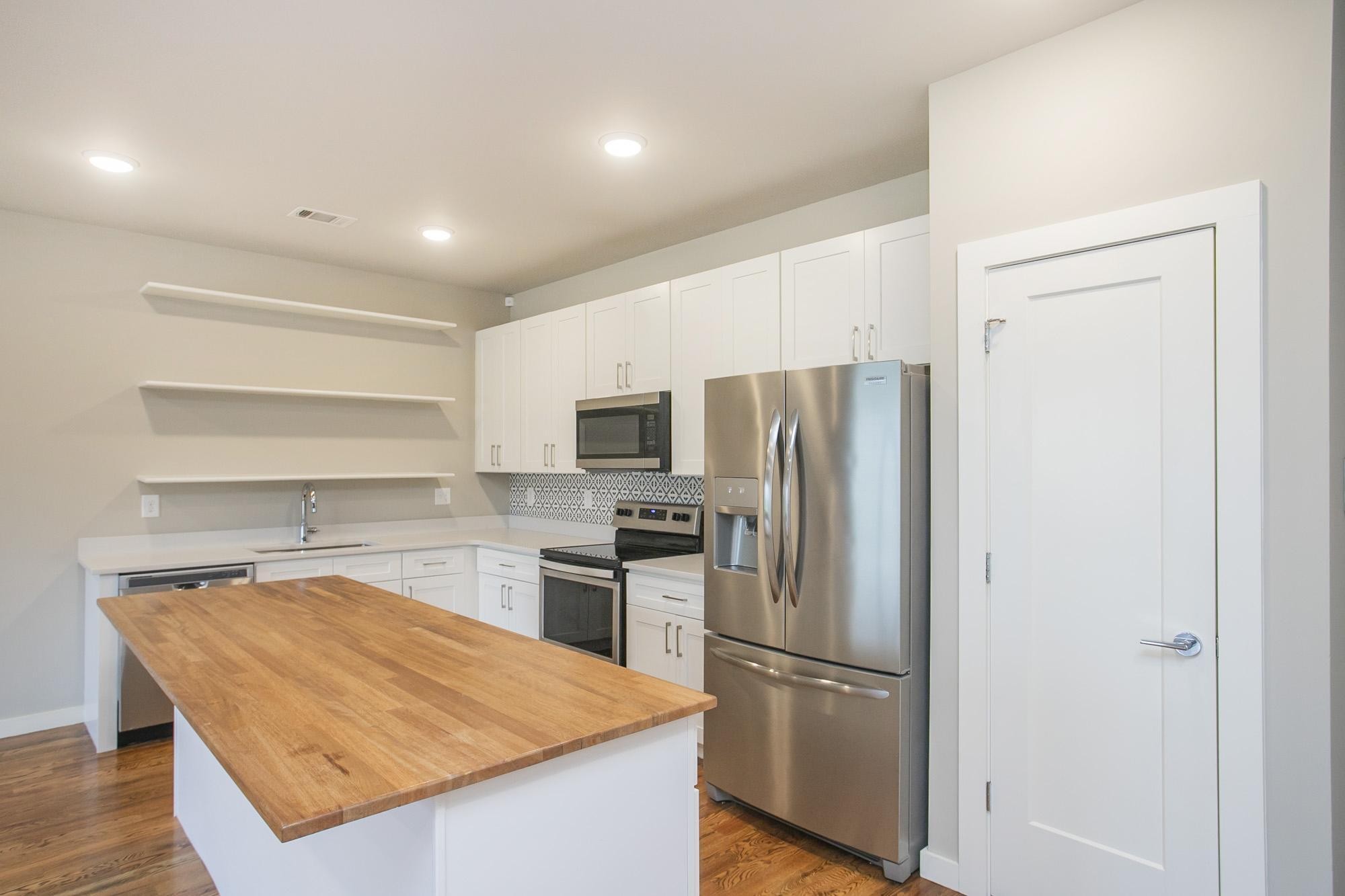 3637 Hydes Ferry Road Nashville TN 37218