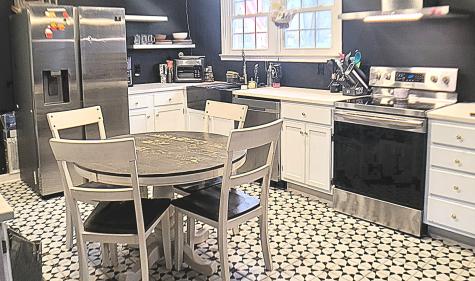10152 W Oak Drive Bon Aqua TN 37025