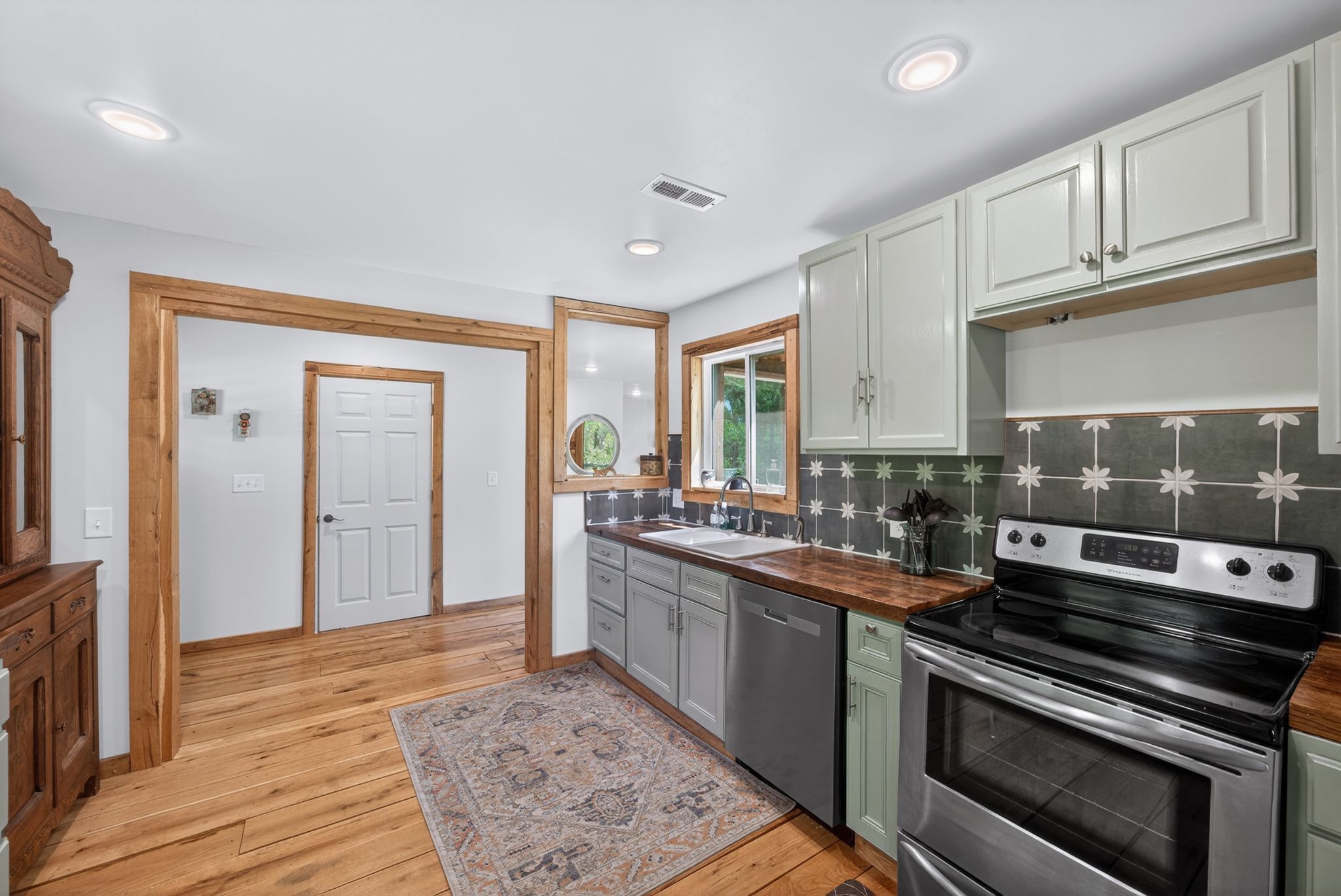 1030 Johnson Hollow Road Mc Ewen TN 37101