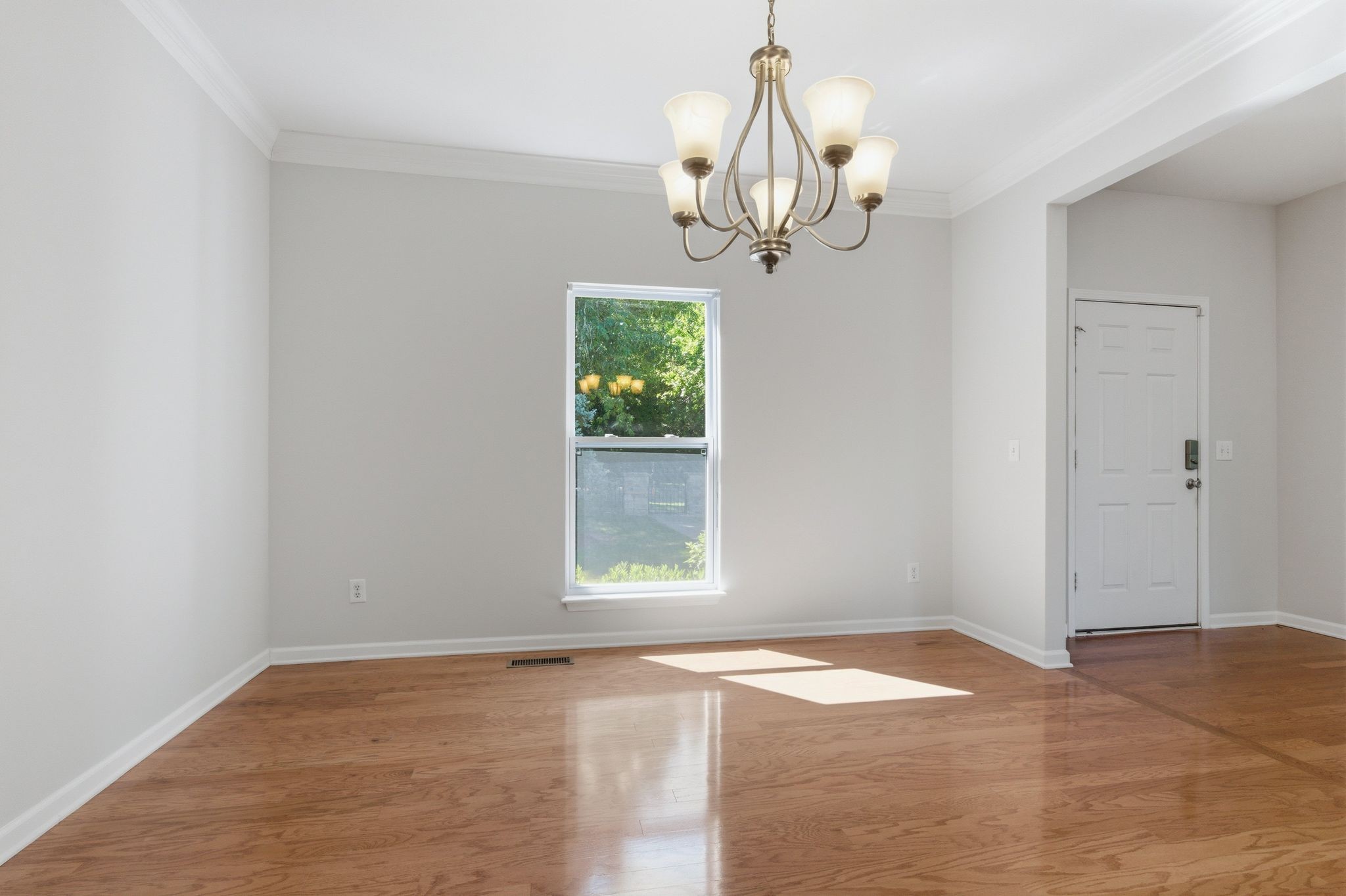 1544 Liberty Pike Franklin TN 37067