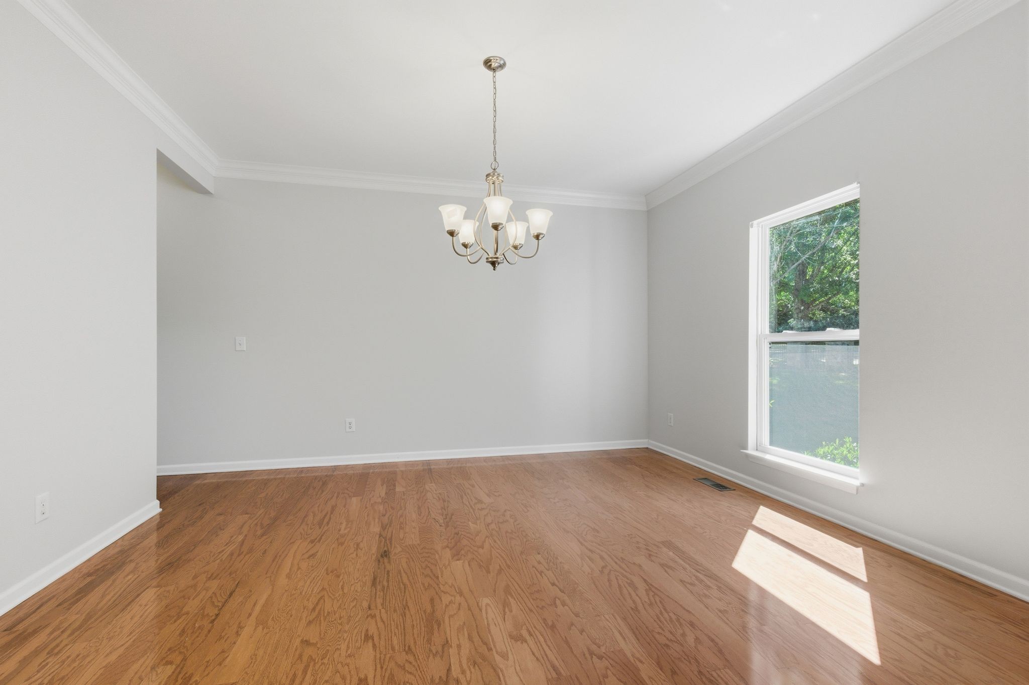 1544 Liberty Pike Franklin TN 37067