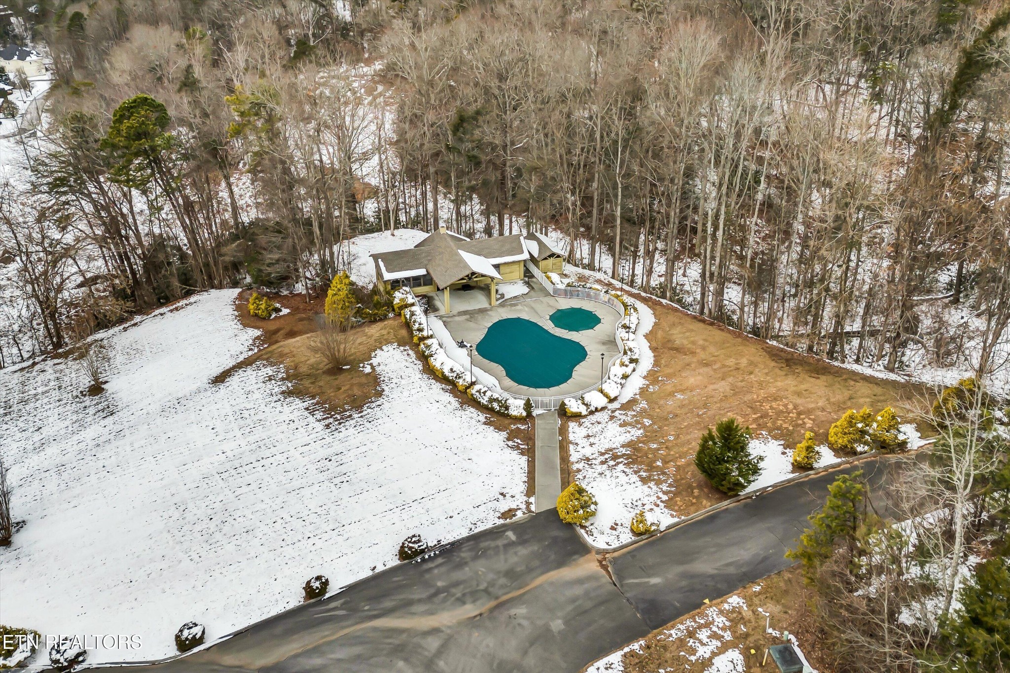 338 Pinnacle View Way Gatlinburg TN 37738