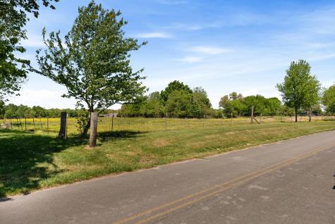 220 Gitty Up Lane Bradyville TN 37026