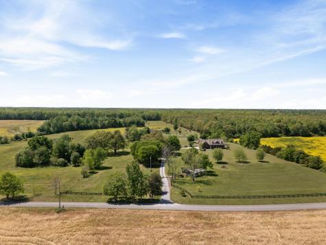 220 Gitty Up Lane Bradyville TN 37026