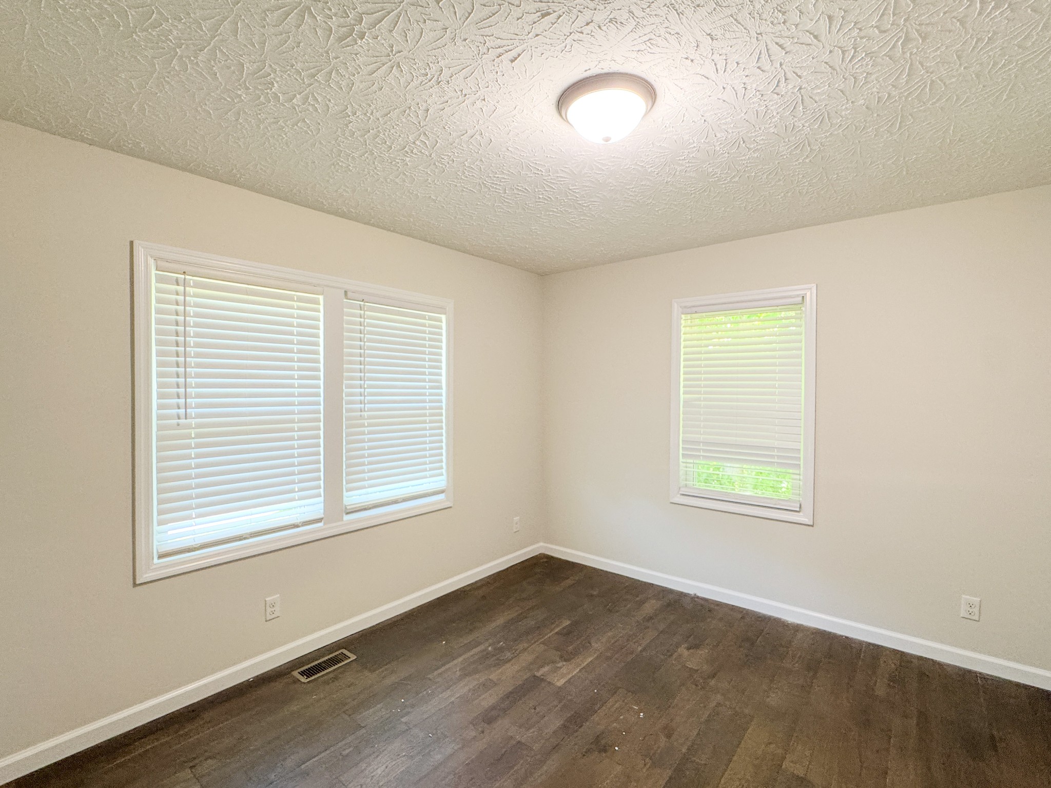 228 Howell Road Westmoreland TN 37186