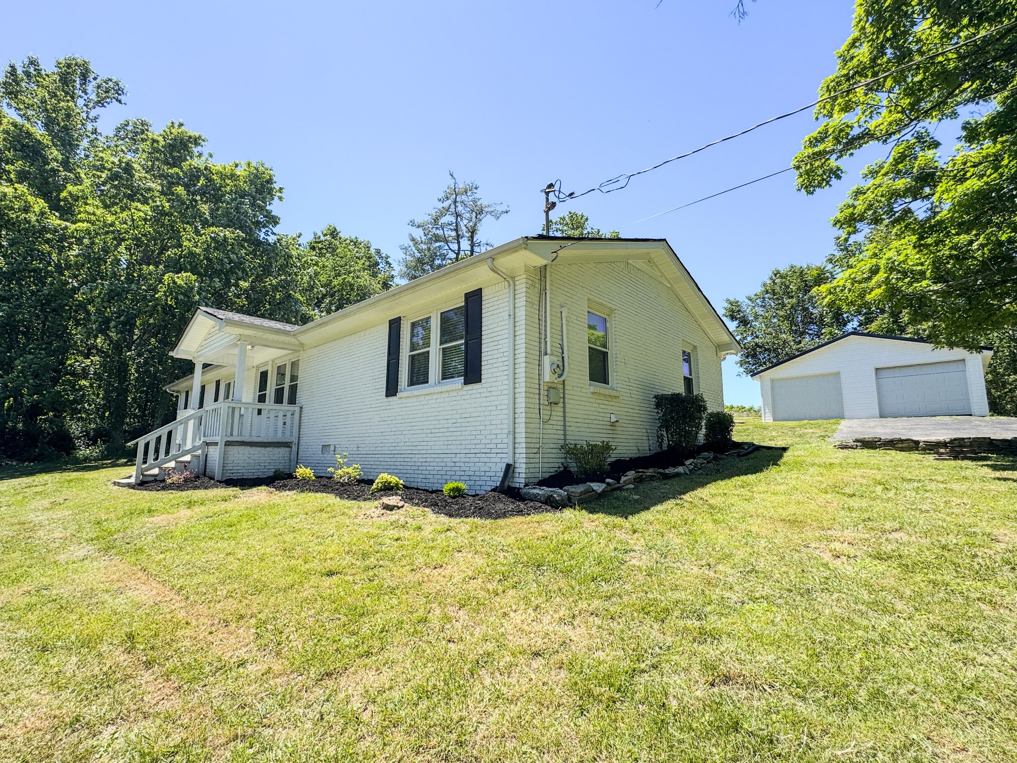 228 Howell Road Westmoreland TN 37186
