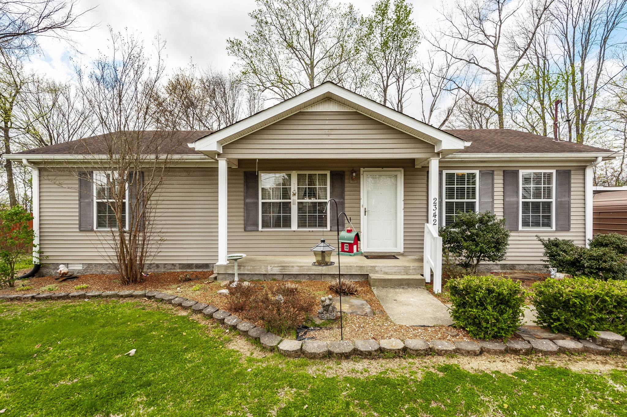 2342 Old Greenbrier Pike Greenbrier TN 37073