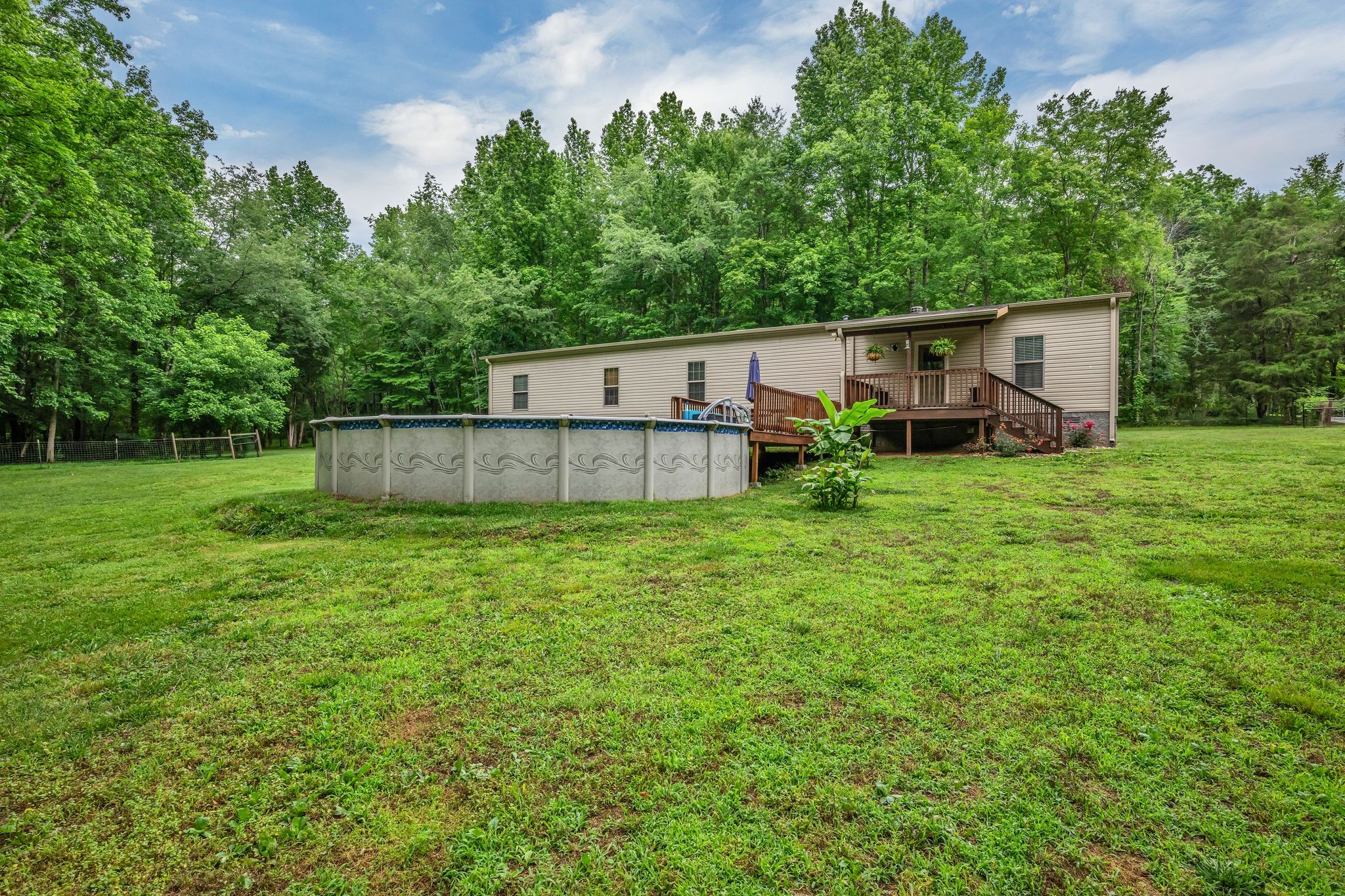 2209 Highway 48 South Dickson TN 37055