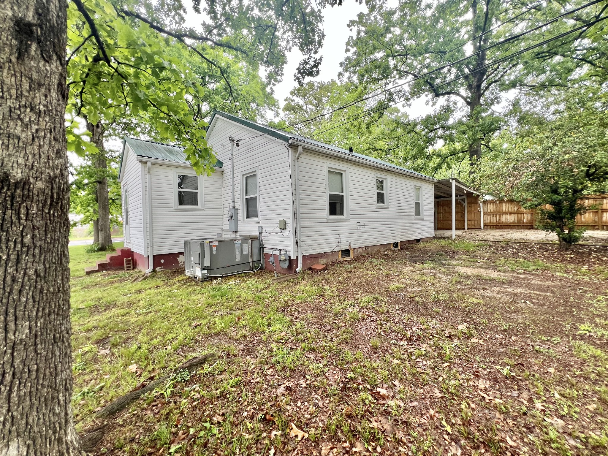 414 Broadway Avenue New Johnsonville TN 37134