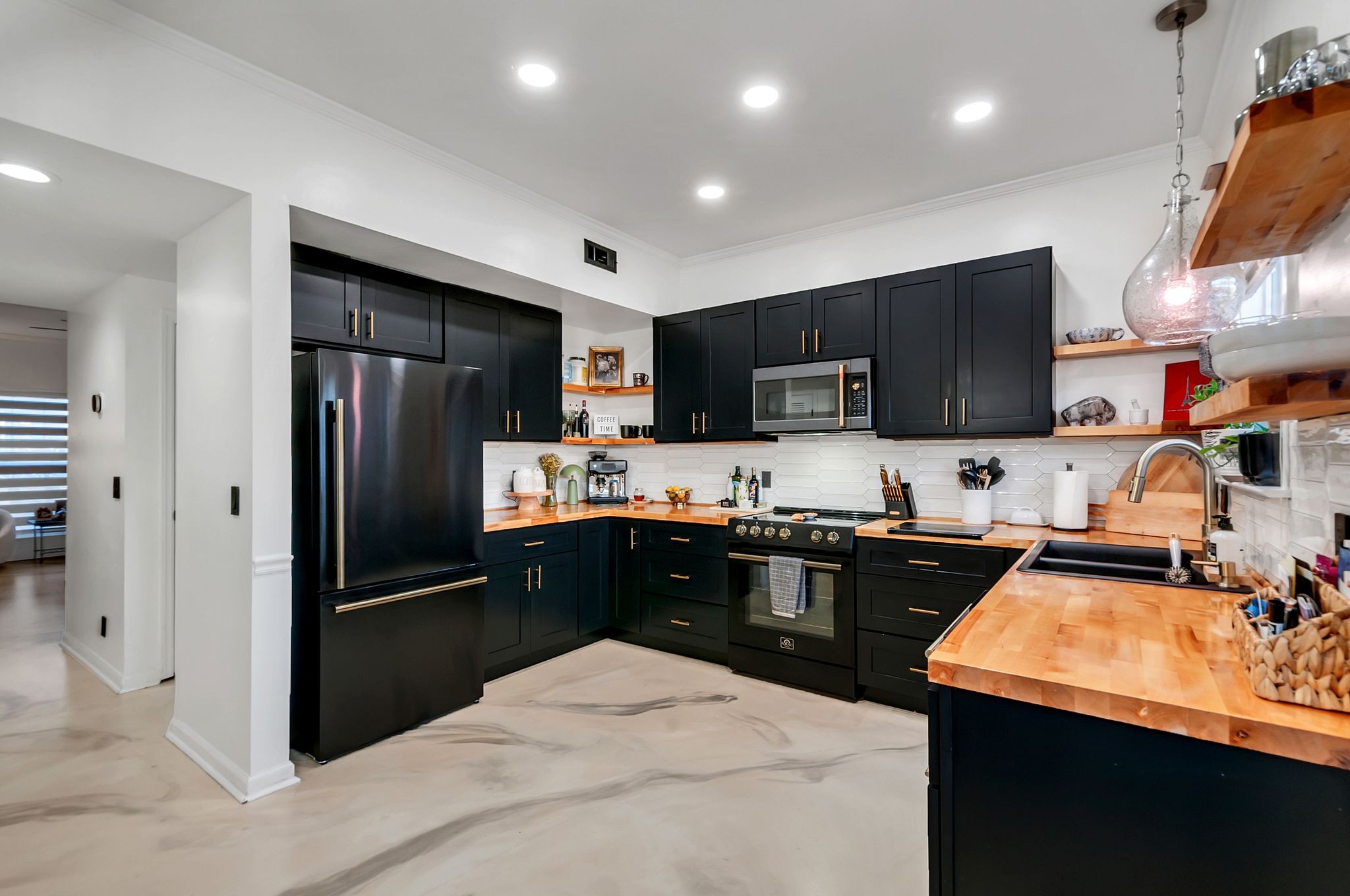 2121 Highway 12, S Ashland City TN 37015