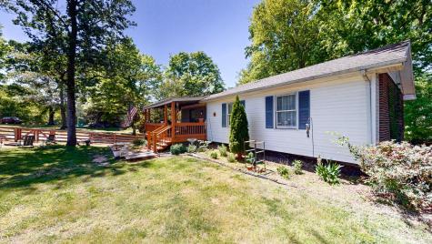 1000 Twin Oaks Drive White Bluff TN 37187