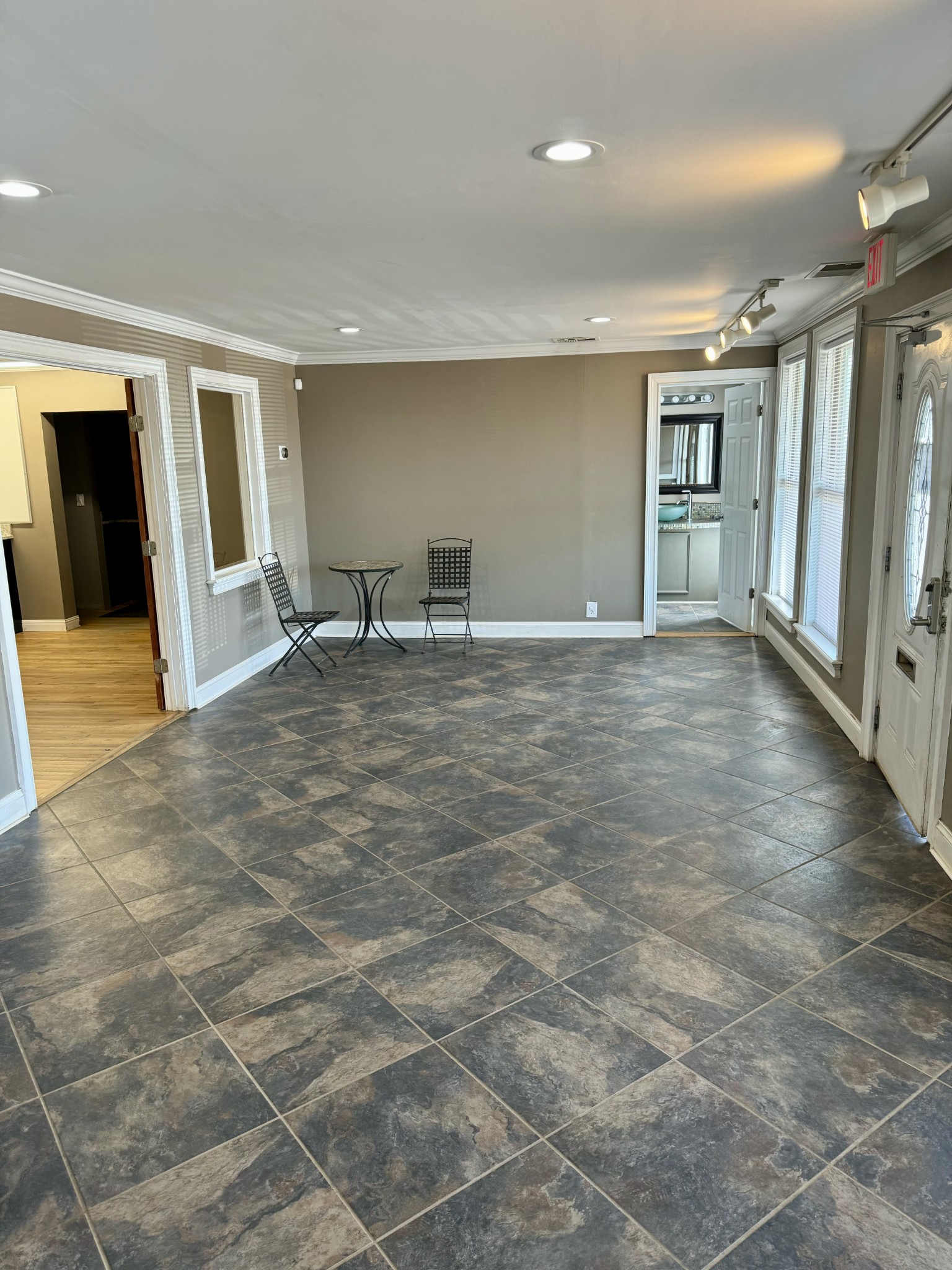 610 W Burton Street, W Murfreesboro TN 37130