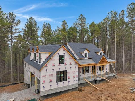 3741 Split Rail Way Guild TN 37340