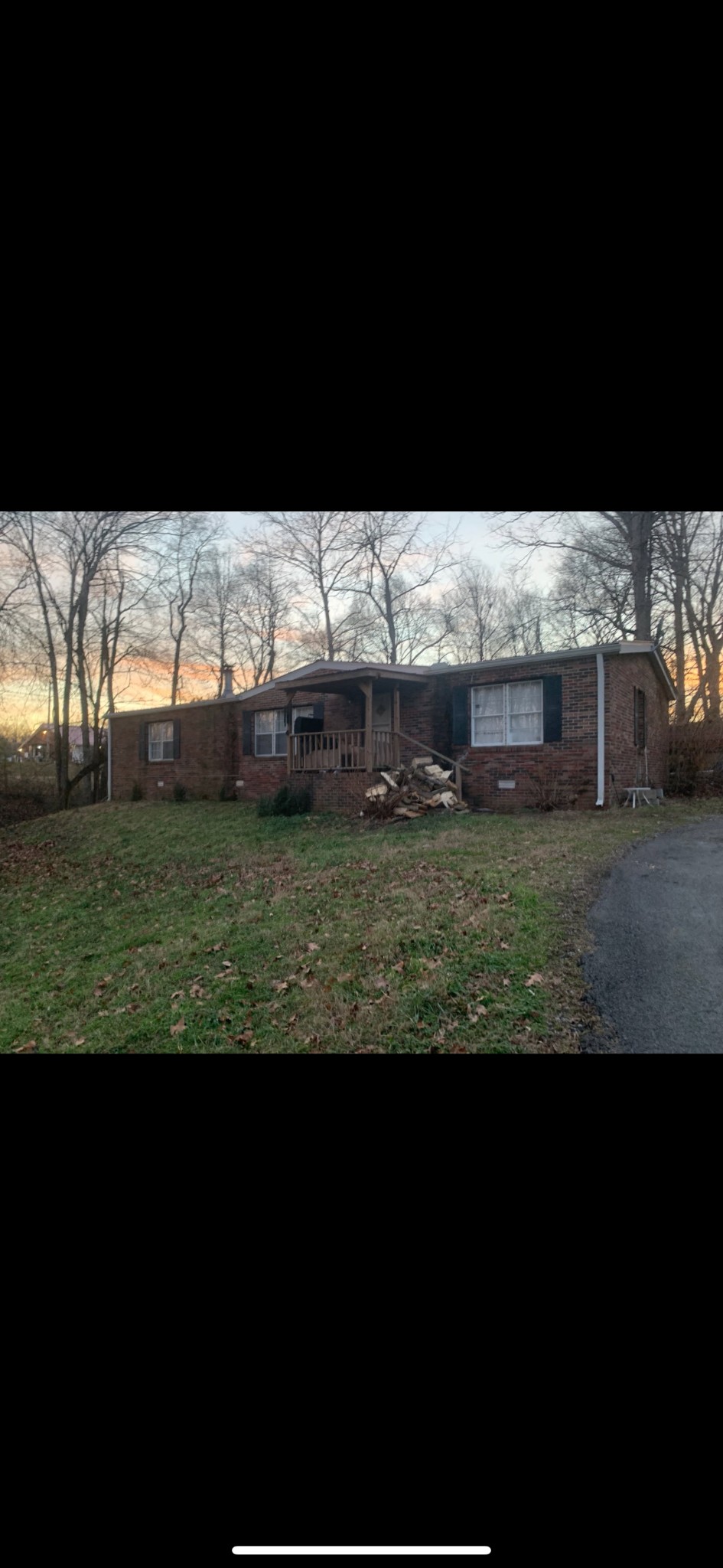 5021 Highway 100 Lyles TN 37098