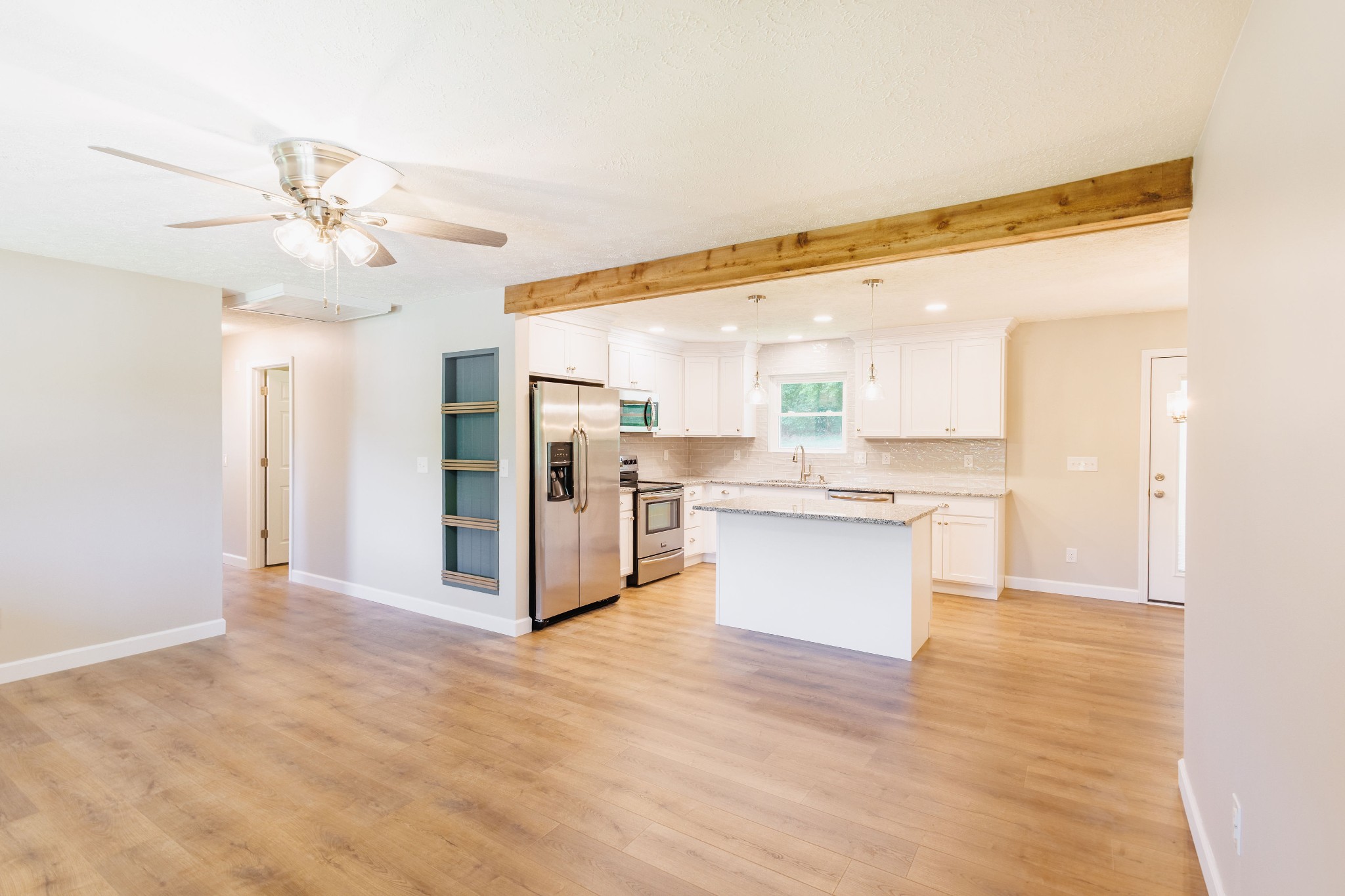 4543 S Creek Road Cookeville TN 38506
