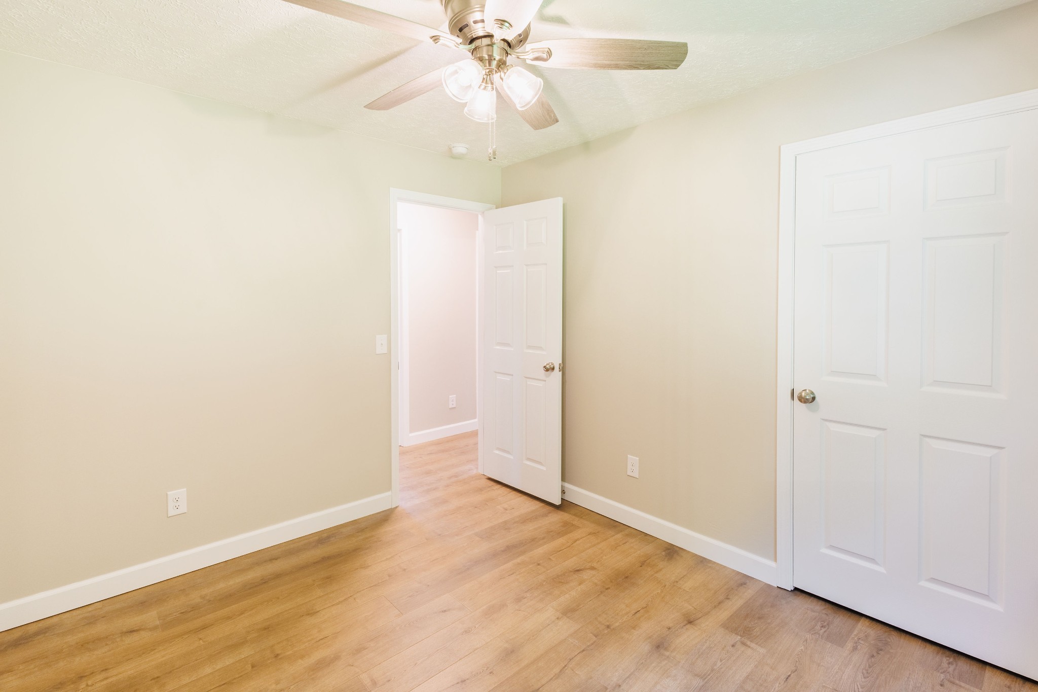 4543 S Creek Road Cookeville TN 38506