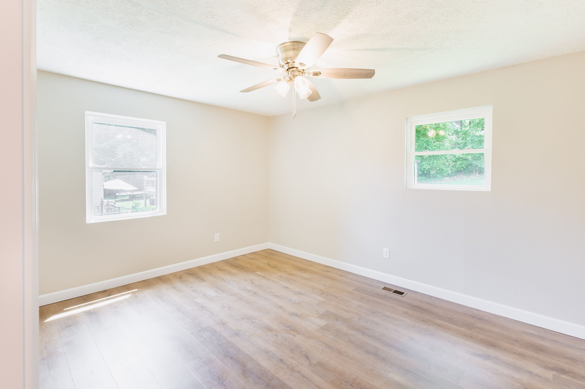 4543 S Creek Road Cookeville TN 38506