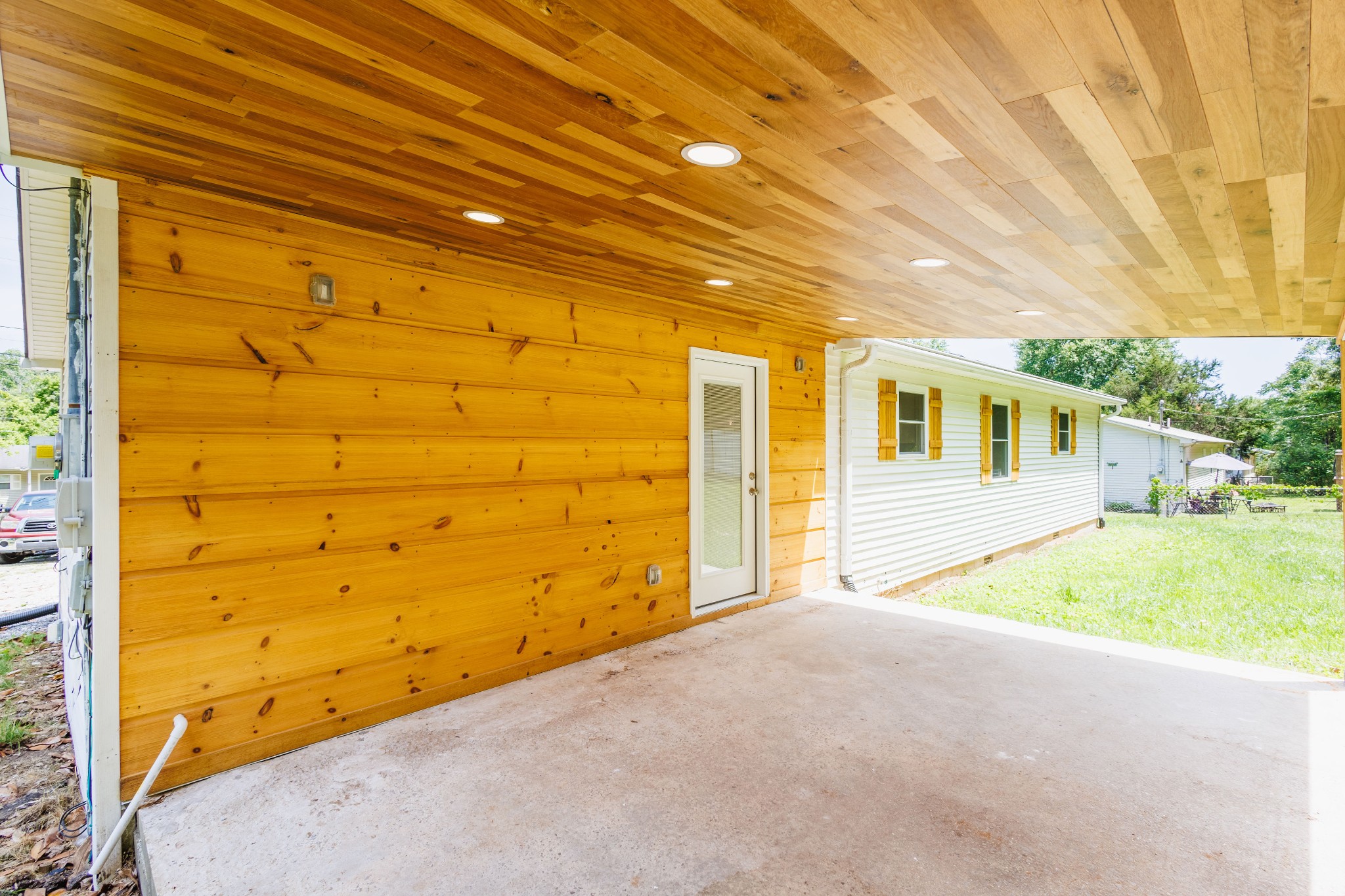 4543 S Creek Road Cookeville TN 38506