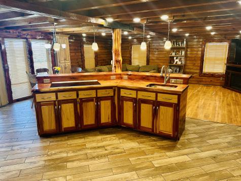 94 Oxford Road Holladay TN 38341