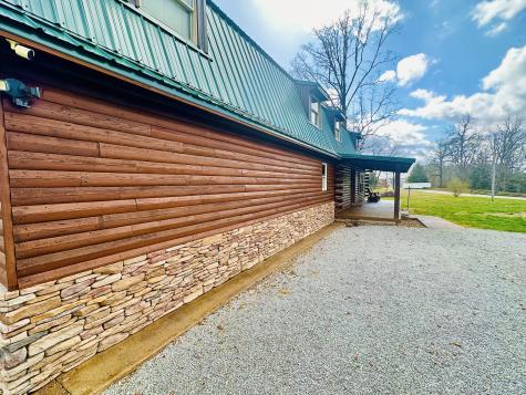 94 Oxford Road Holladay TN 38341