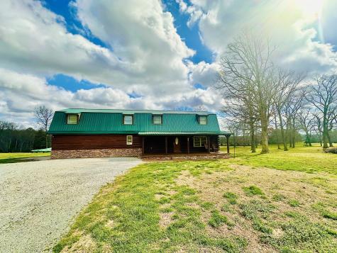 94 Oxford Road Holladay TN 38341