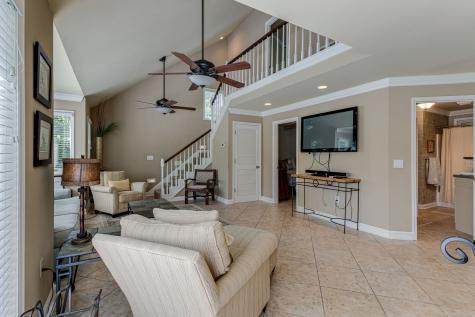 80 Huntington Dr, N Winchester TN 37398