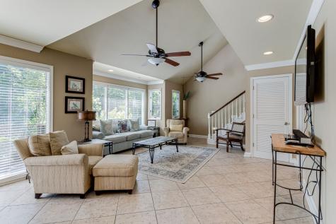 80 Huntington Dr, N Winchester TN 37398