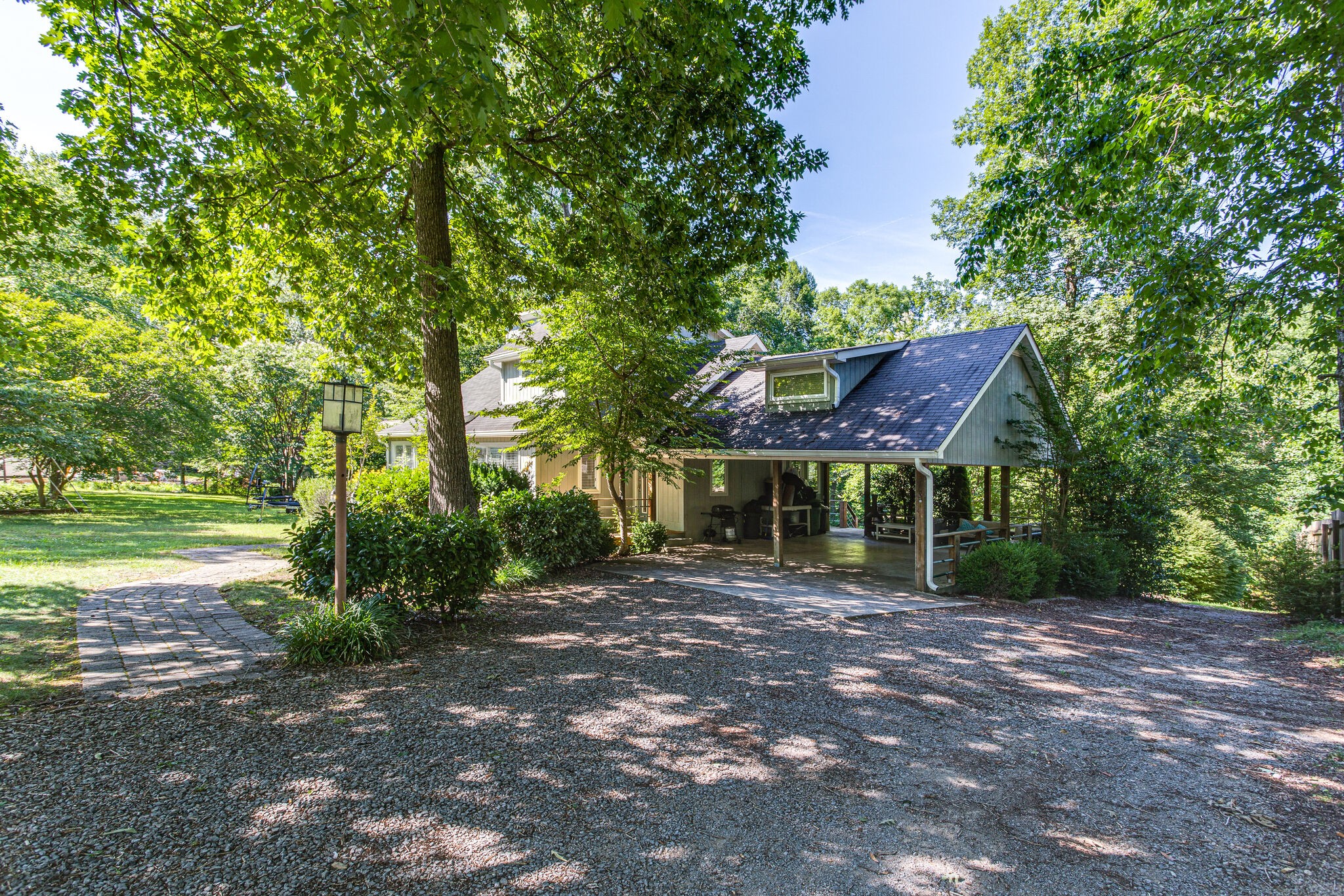 80 Huntington Dr, N Winchester TN 37398