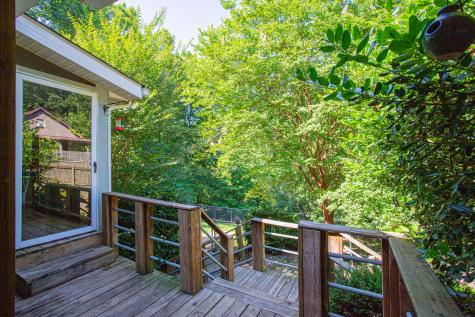 80 Huntington Dr, N Winchester TN 37398