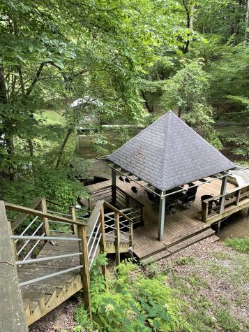 80 Huntington Dr, N Winchester TN 37398