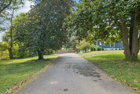 527 E Madison Street Pulaski TN 38478