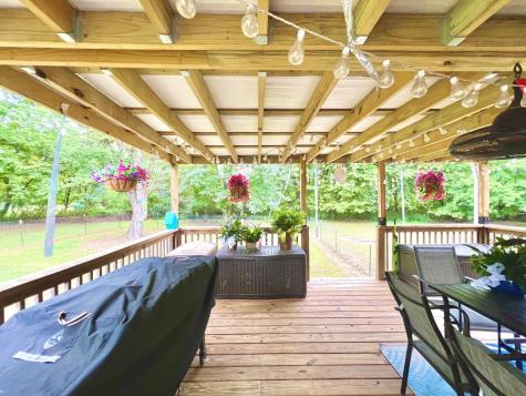 690 Monument Road Summertown TN 38483