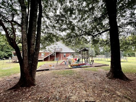 690 Monument Road Summertown TN 38483