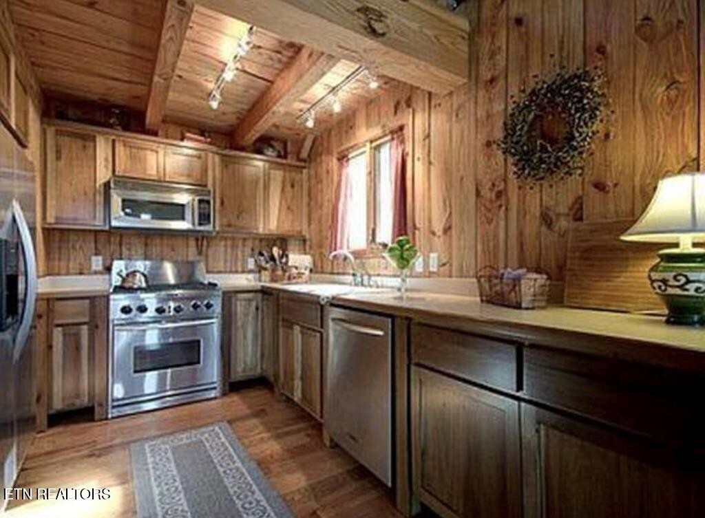 360 Spurlock Hollow Lane Gainesboro TN 38562