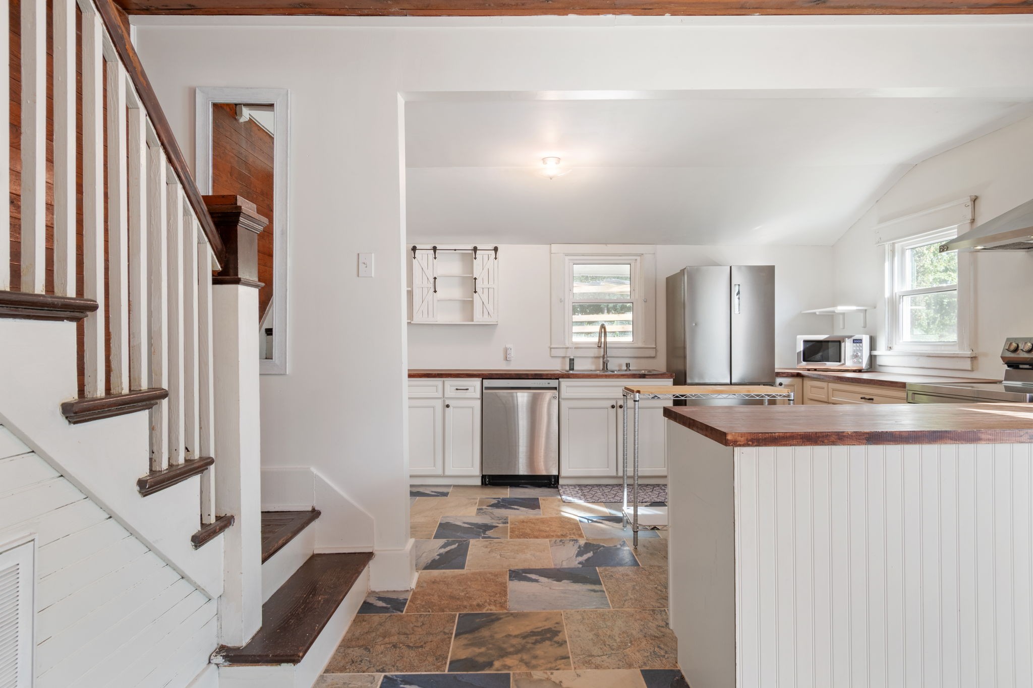 1812 Elizabeth Road Nashville TN 37218