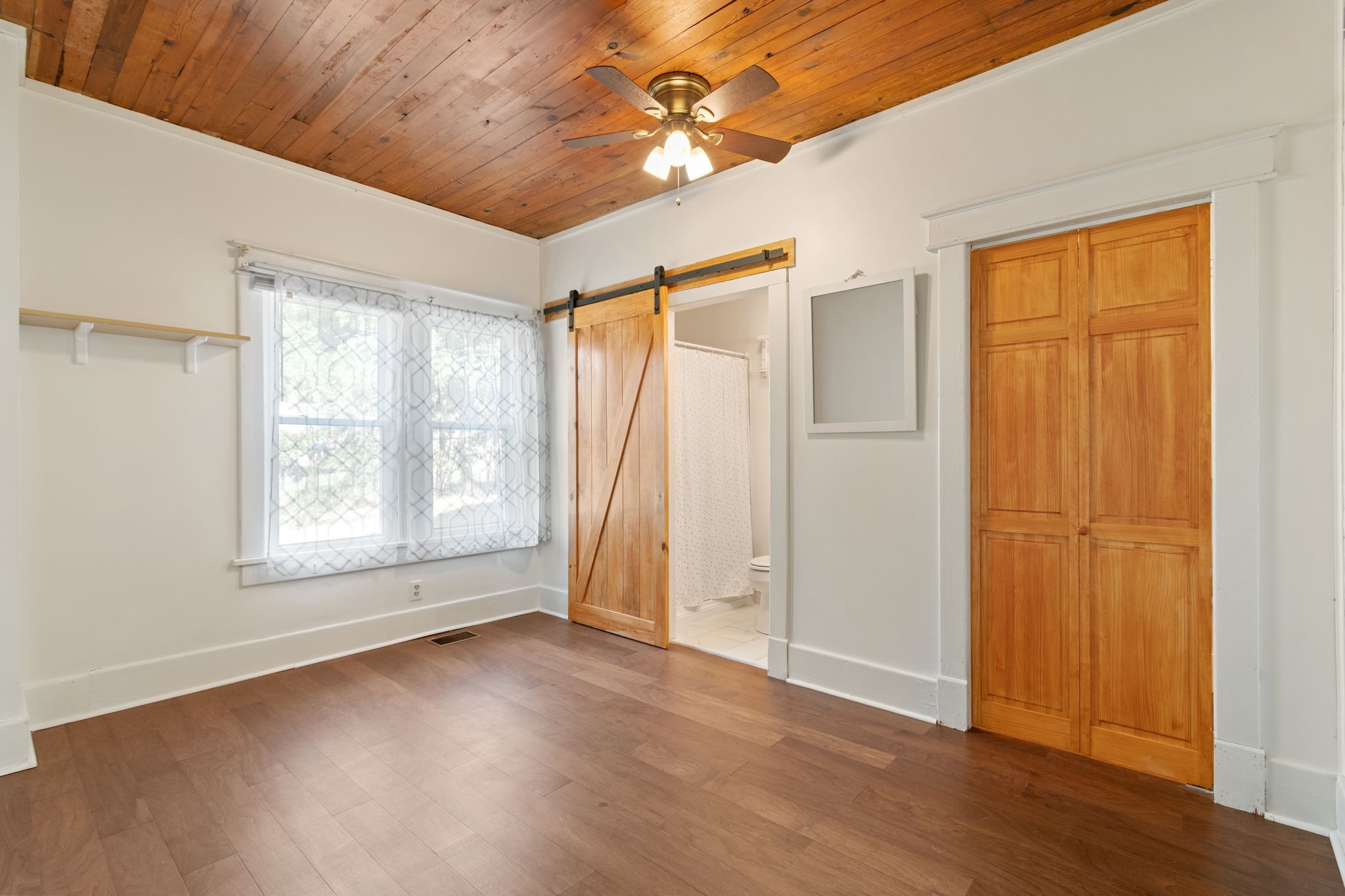 1812 Elizabeth Road Nashville TN 37218