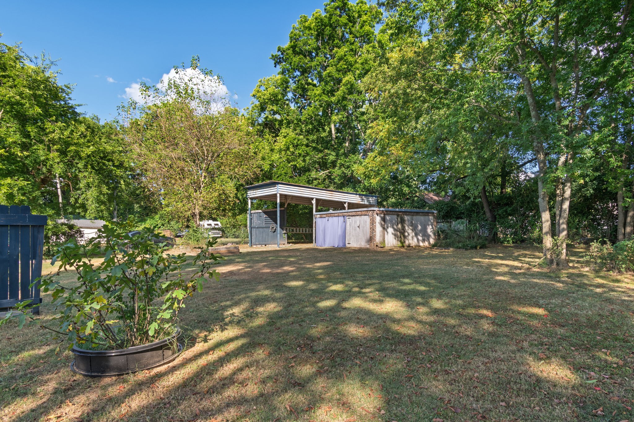 1812 Elizabeth Road Nashville TN 37218