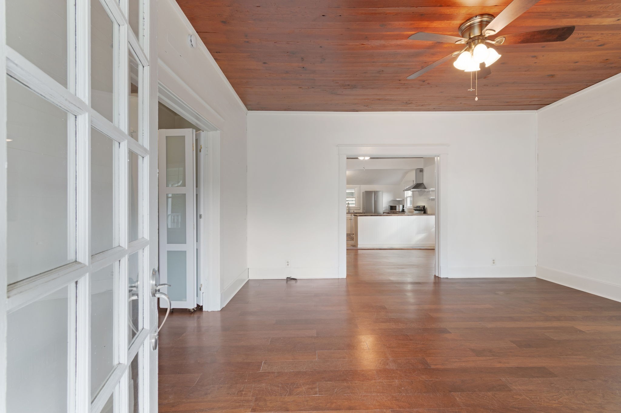 1812 Elizabeth Road Nashville TN 37218