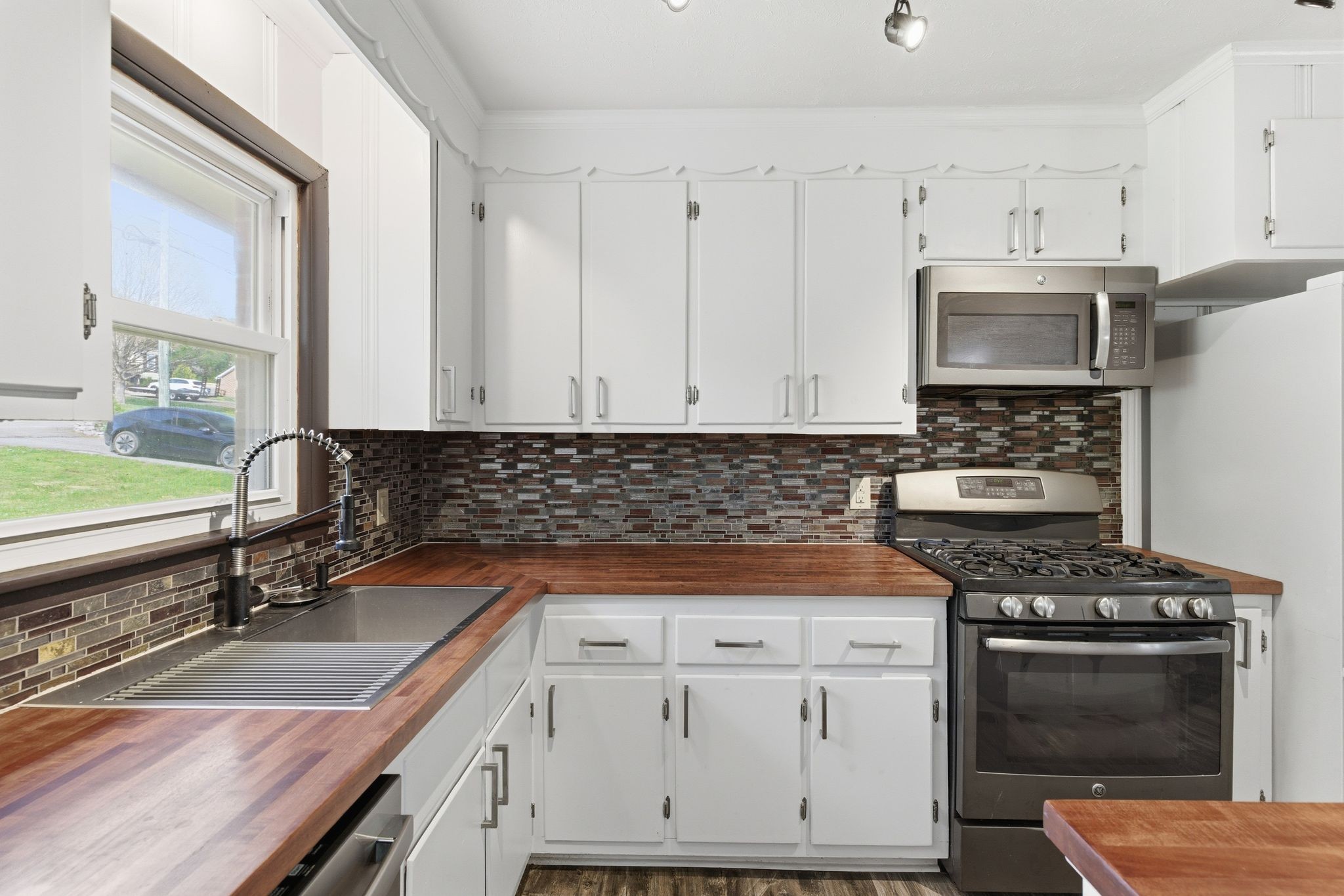 334 Moncrief Avenue Goodlettsville TN 37072