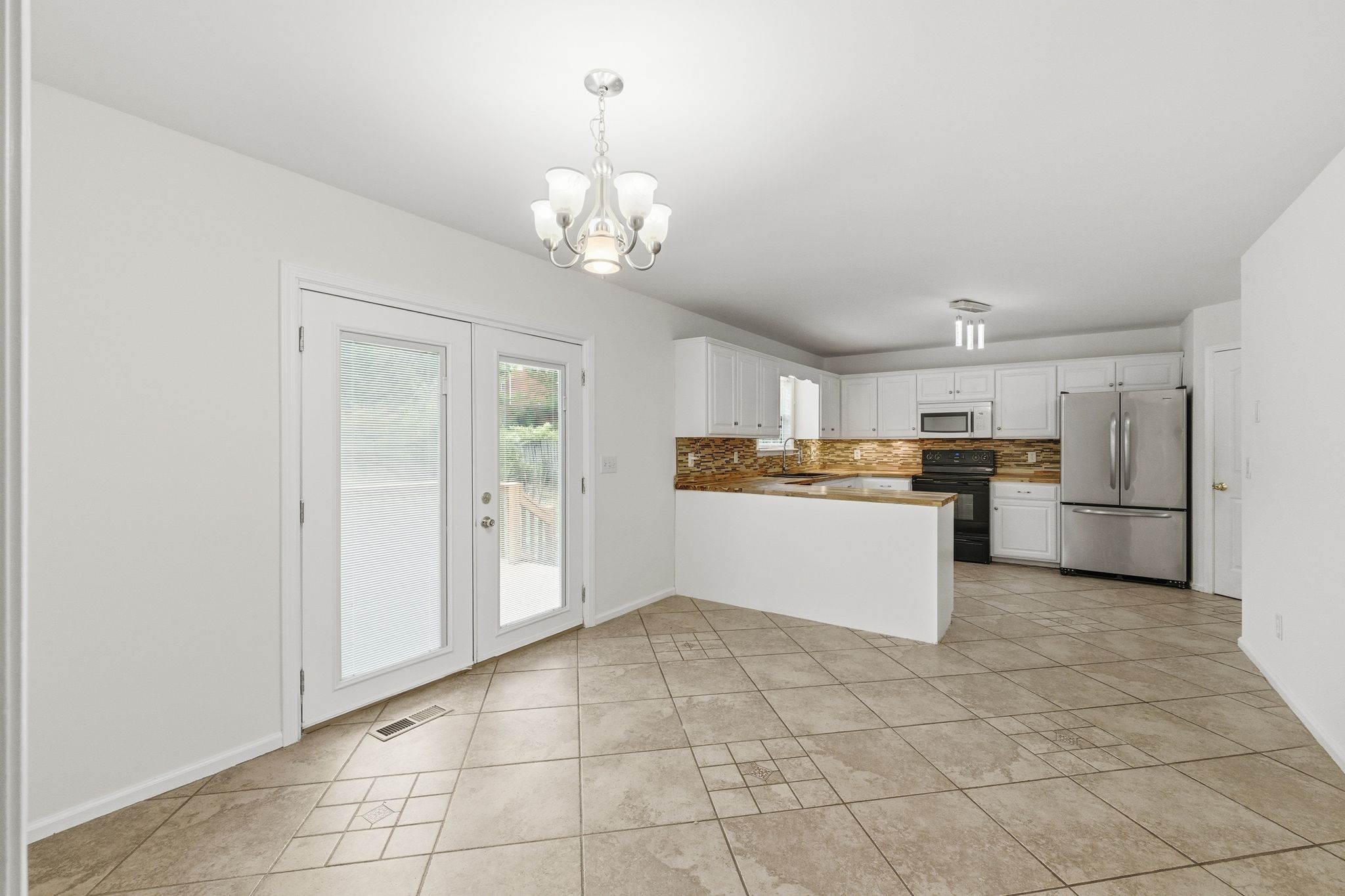 233 Briarcotes Circle La Vergne TN 37086