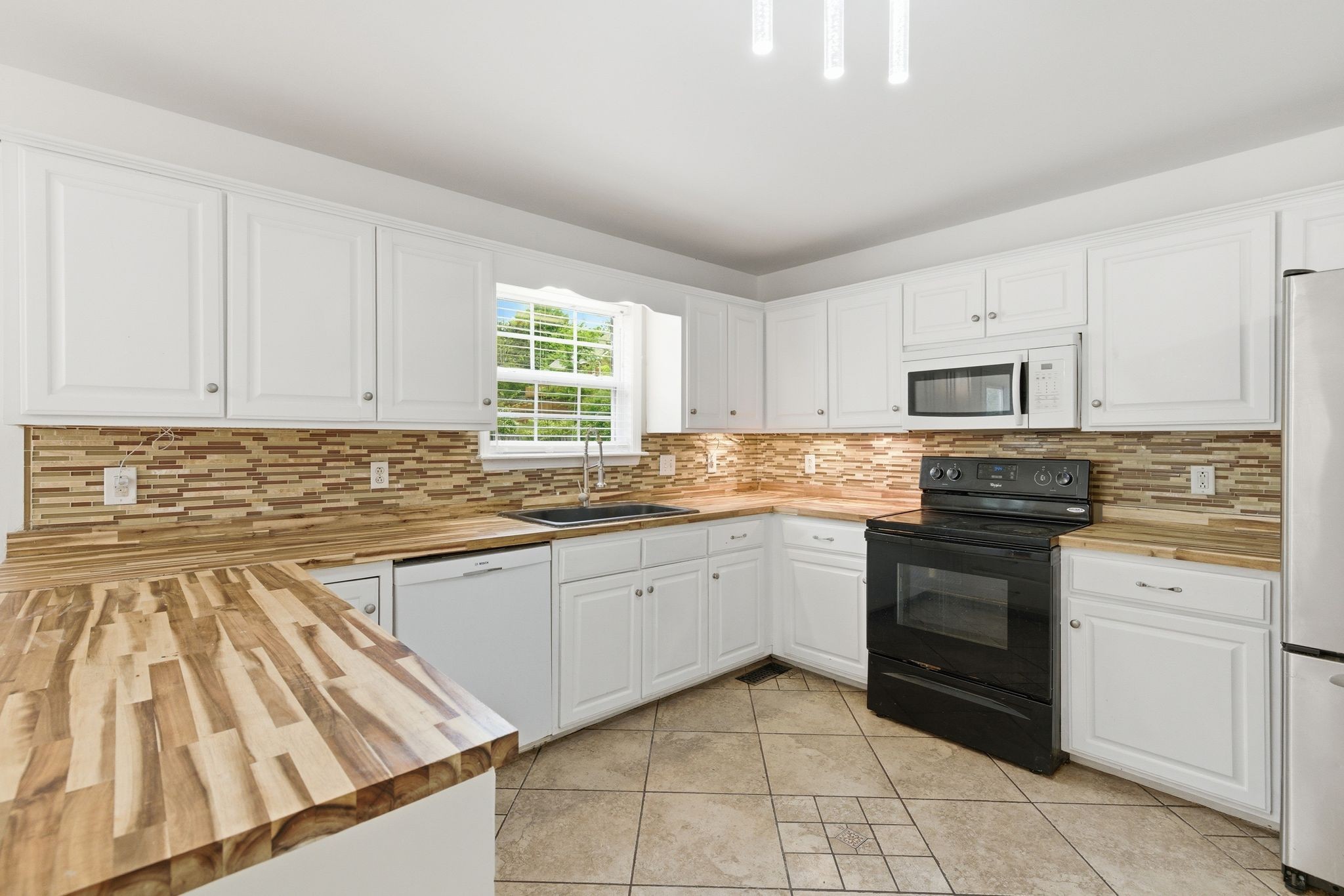 233 Briarcotes Circle La Vergne TN 37086