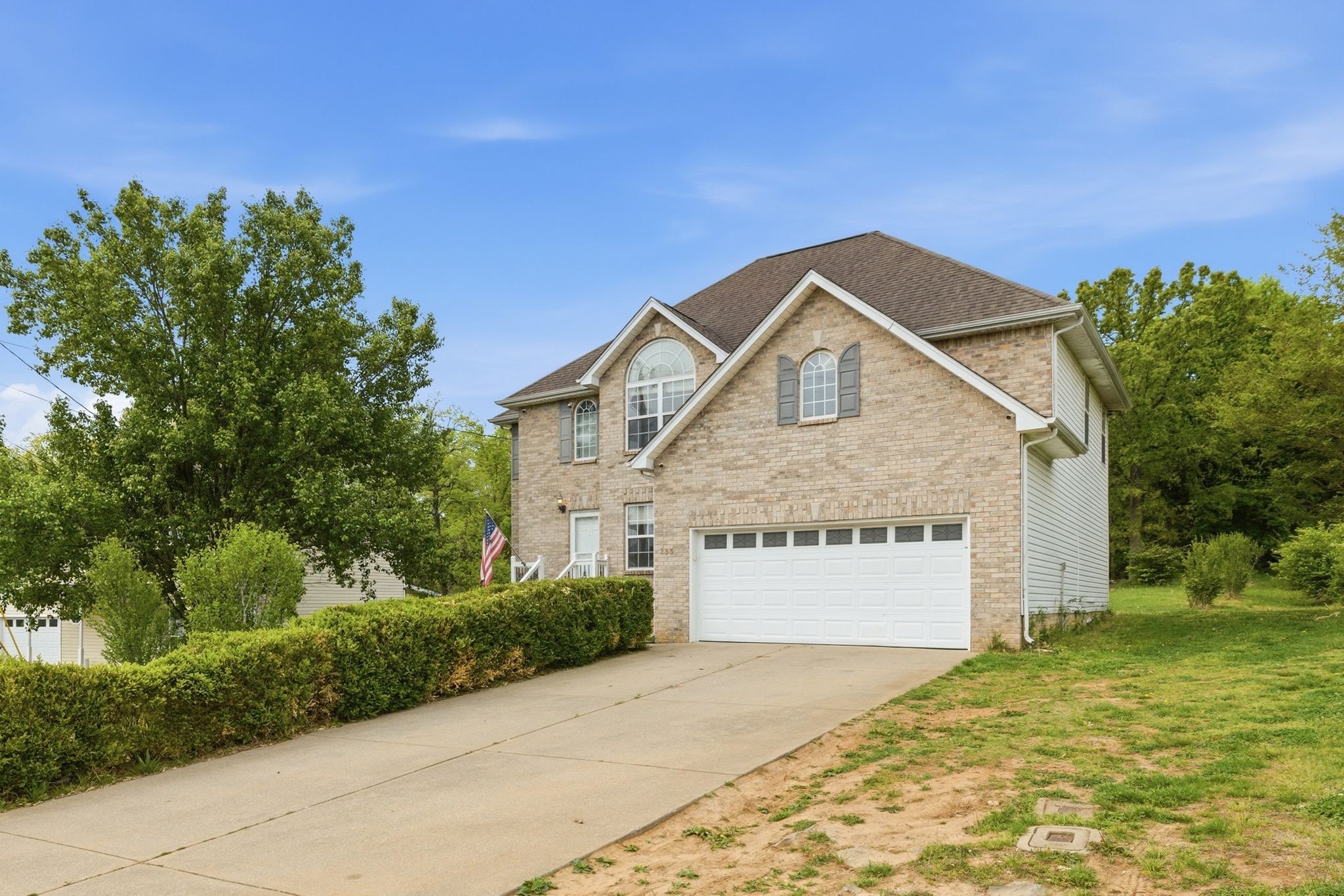 233 Briarcotes Circle La Vergne TN 37086
