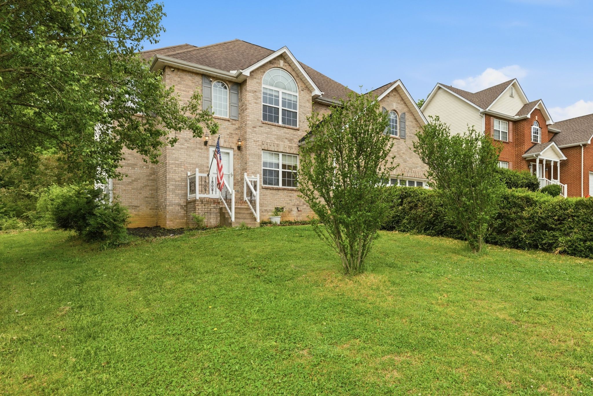 233 Briarcotes Circle La Vergne TN 37086